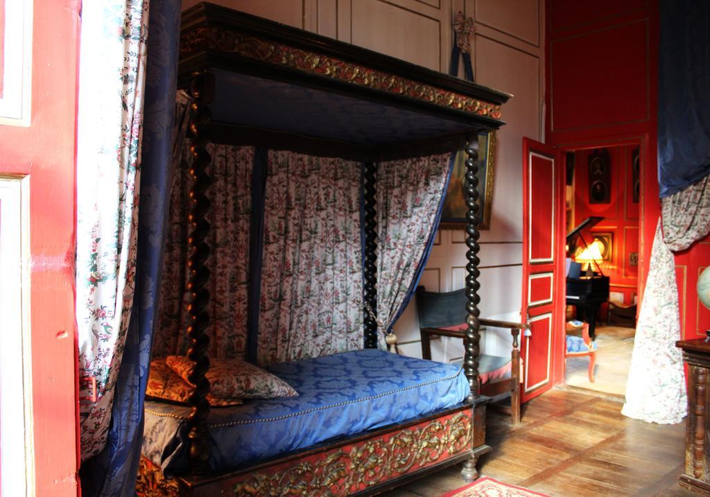 Château du Boschet Bed & Breakfast Bourg-des-Comptes Exterior foto
